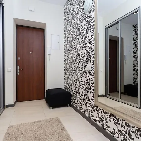 ул революционная 1 Apartment *